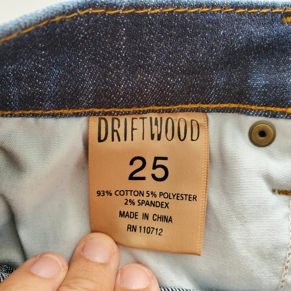 Driftwood Jackie Embroidered Floral Skinny Jeans - Picture 7 of 11